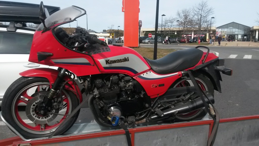 Recherche à nouveau Moteur 750 GPZ zx de 1983  20150311