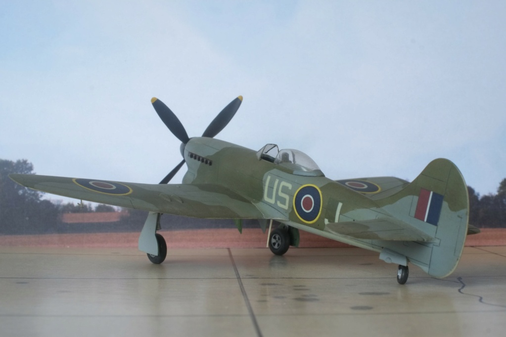 Hawker Tempest Mk V Academy 1/72° Dscf8737
