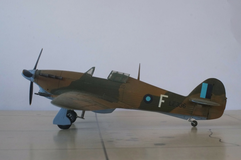 Hawker Hurricane Mk IIc et Sea Hurricane Mk X Revell au 1/72° Dscf8825