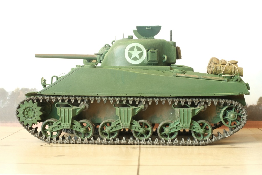 Sherman M4  1/35 - [Italeri - Conversion ADV] Dscf9916