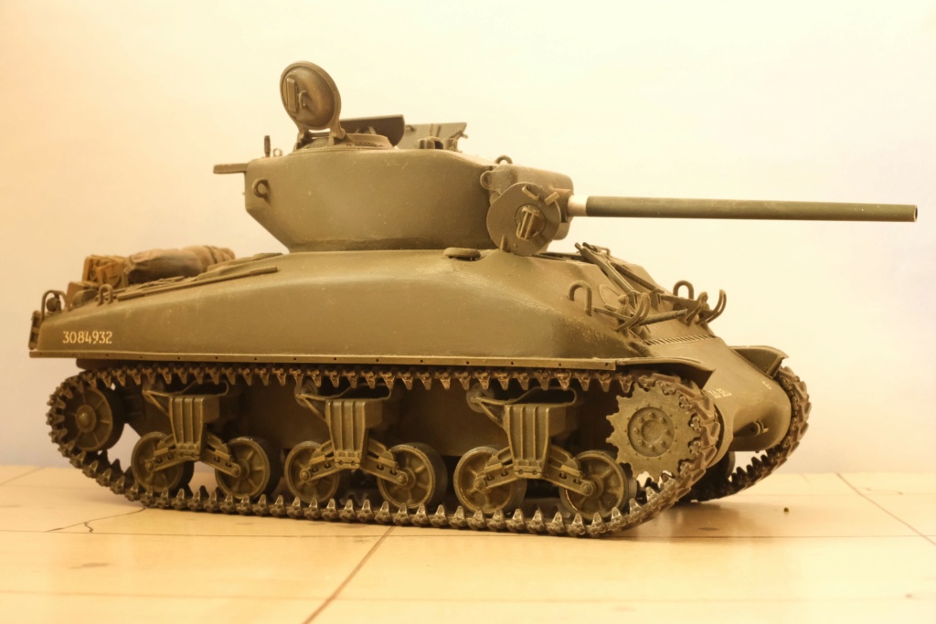 Sherman M4 A1 (76) Italeri 1/35° Dscf9961