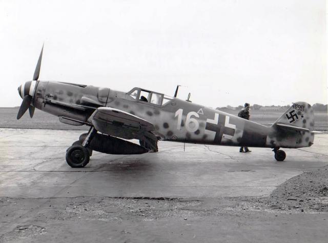   MESSERSCHMITT Bf 109 G Fine Molds 1/72° Messer11