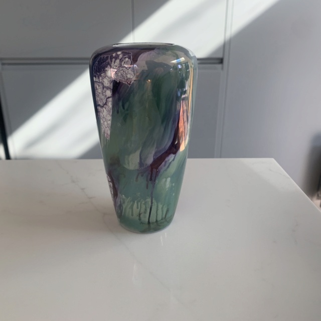 Iridescent Small Bud Vase ID Help Img_0910