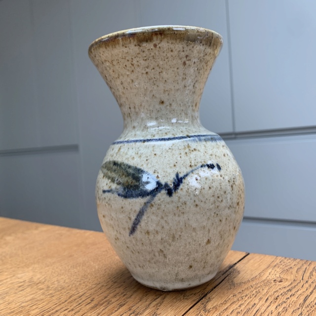 Glazed Over Makers Mark, Vase ID Help Please Img_2432