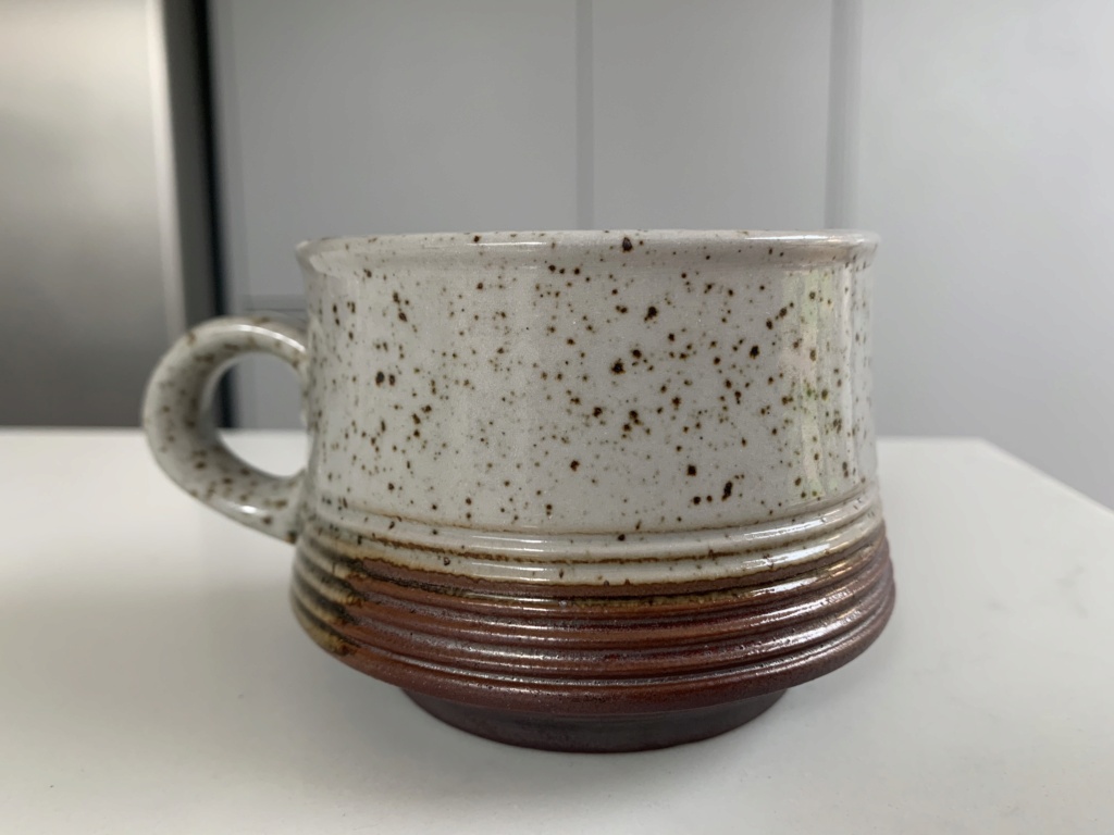 ID Help for ceramic mug Img_9411