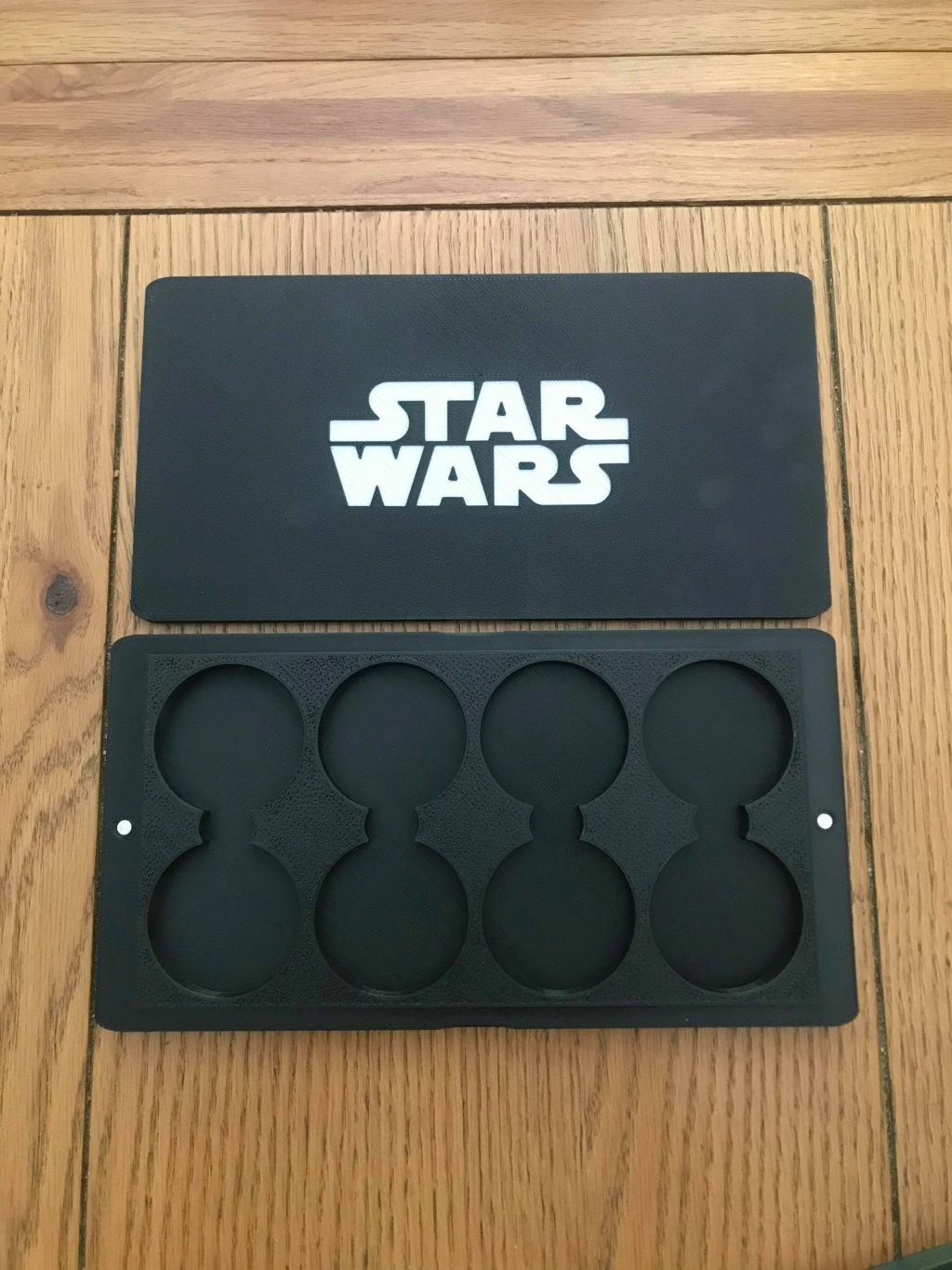 Custom boxes for the Forum 0410