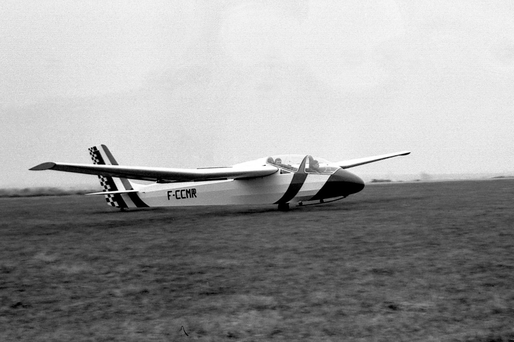 [Concours "Avions Ecole"] Wassmer WA30 Bijave - FSC Dujin - 1/72 1112