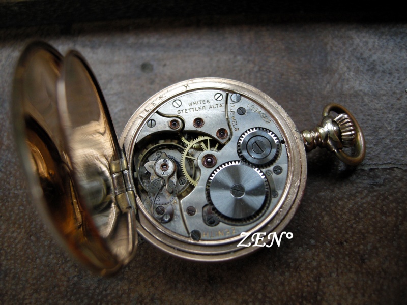 Zenith a produit très peu de ces montres de col et voici pourquoi ...  Savonn11