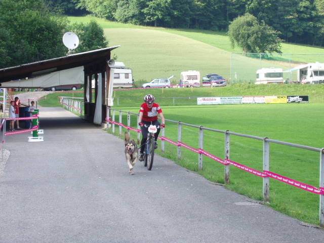 Championnat suisse 2007 (canicross, bike-jo, trotinette) Montse17