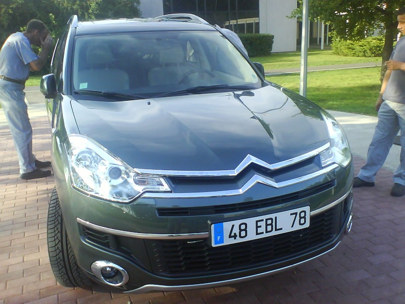 [Peugeot/Citroën] 4007/C-Crosser - Page 8 Dsc01215