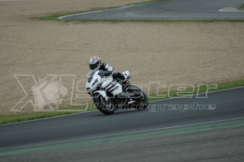 [ Magny-Cours ] - pirellis days 07-05-07 - Page 2 Drum210
