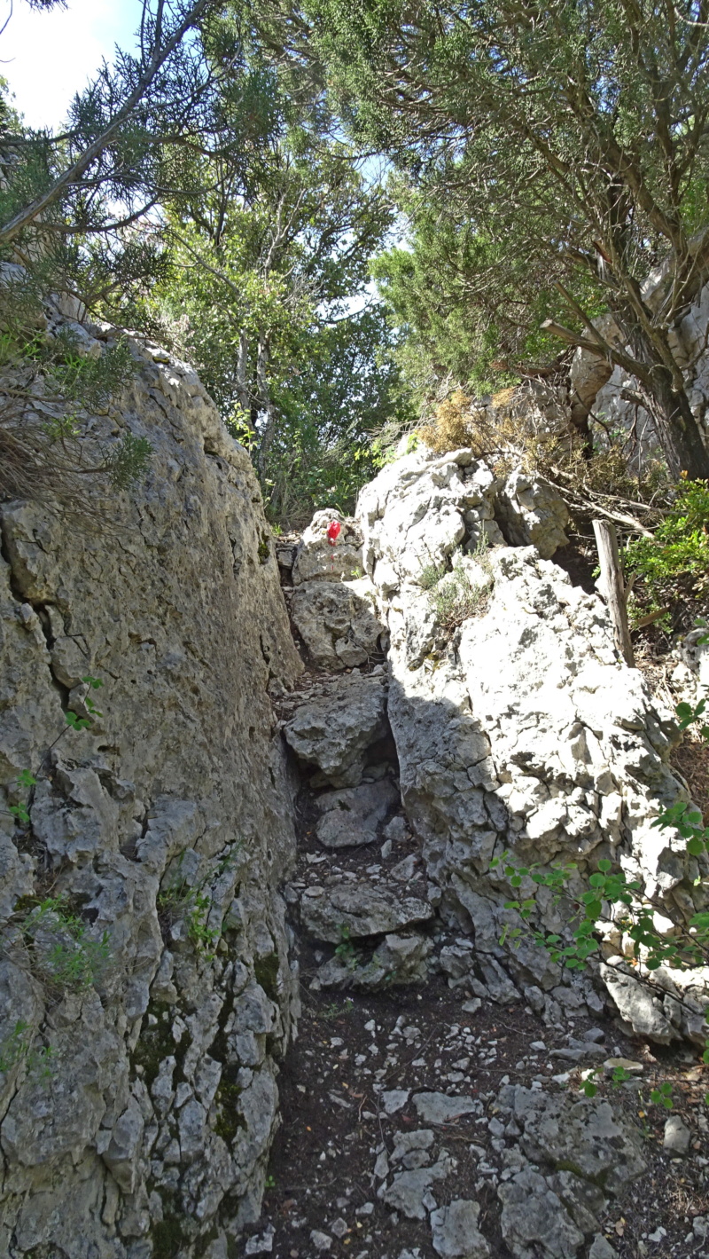 finalement 1 baume :Eymians et 1 moulin et 1 château Eymian19