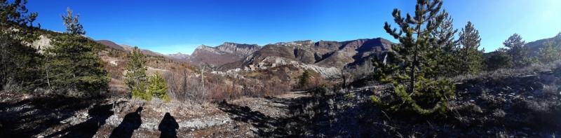 superbes points de vues sur les Monge par temps très ensoleillé Reynie15