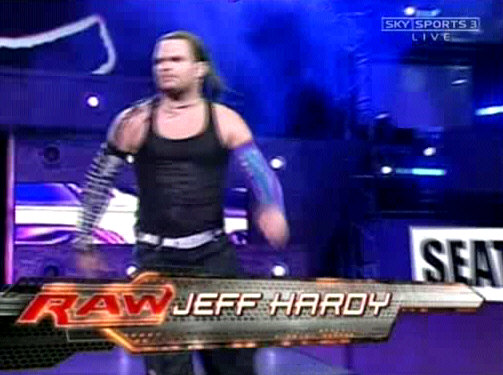 Jeff Hardy vs Edge Captur11