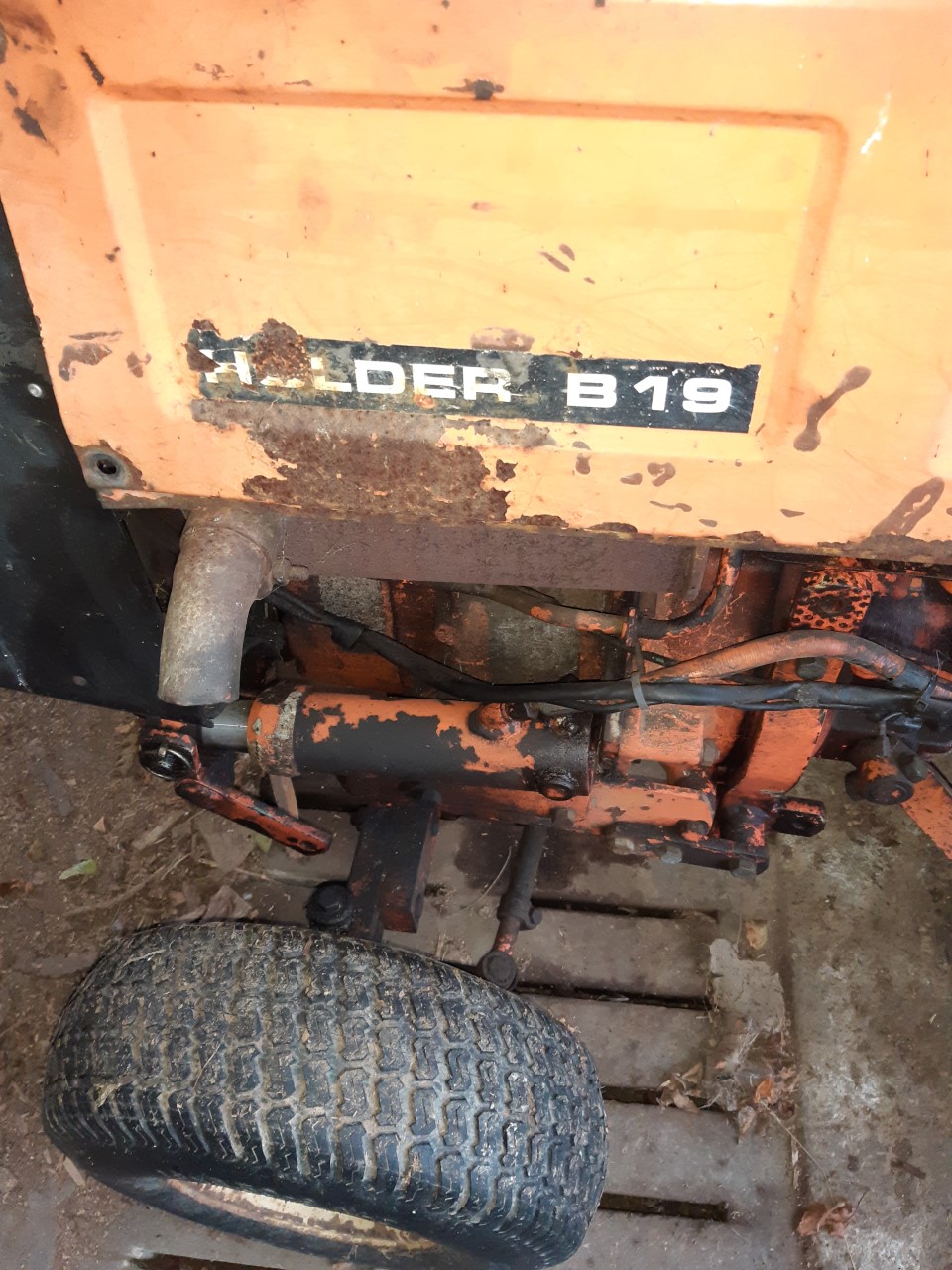 Petit tracteur Holder Holder10