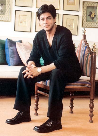 Des photos représentives de SRK pour une vidéo spéciale - Page 2 Srkpic10