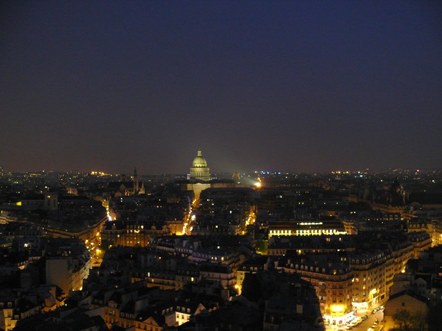 Paris la nuit - N'hésitez pas à ajouter vos photos P1000630