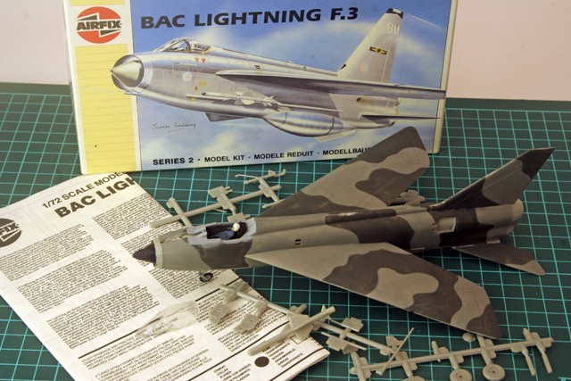 Lightning F-3 Airfix 1/72 (bis) Bac_li10