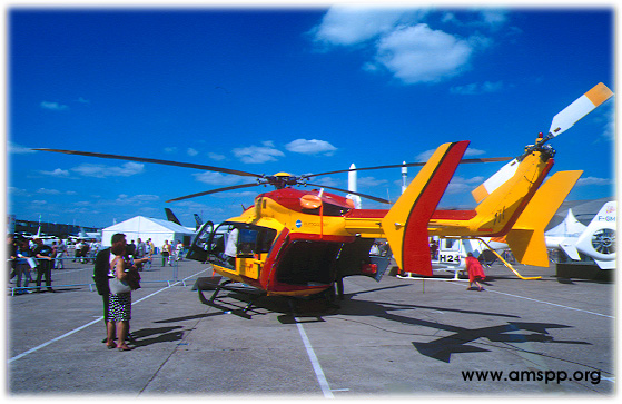 les helicoptere Ec145-13