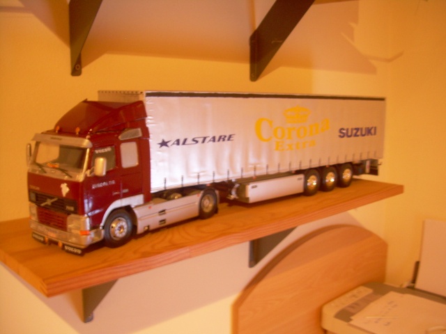 mes maquettes camions 1/24 Dscn0414