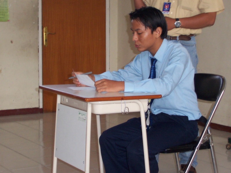 Pengumuman Kelulusan UNAS angkatan '02 100_1614