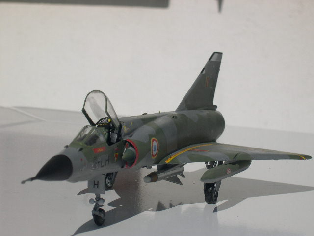 Mirage III E ITALERI 1/48 Dscn0216