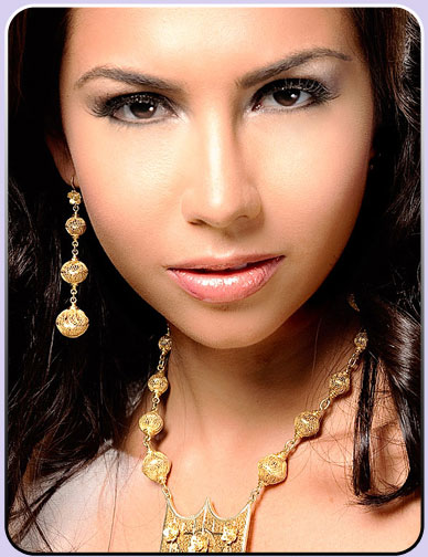 Miss Nicaragua 2010 - Scharlette Allen Moses won!!! Georgi10