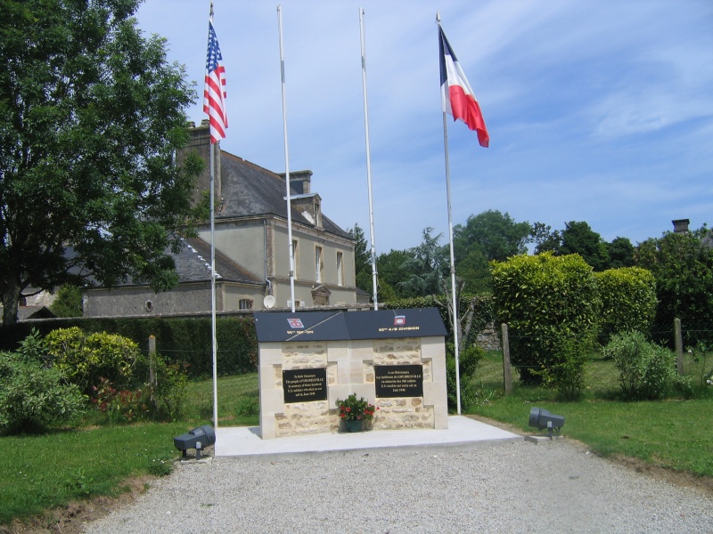 Monument ww2 - Gourbesville ( Normandie ) Img_6018