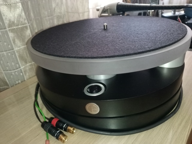 Wilson Benesch Circle (Sold) Img20262