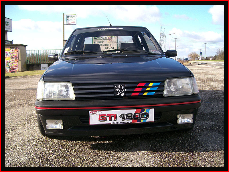 [GTI1800]..Mes 205 gti.....FINITION DU 205 T16..... - Page 23 100_3810