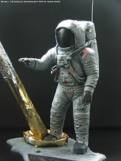 Astronaut on the moon [Revell 1/8] Montage de Phyl d'Ariane - Page 2 Aa710