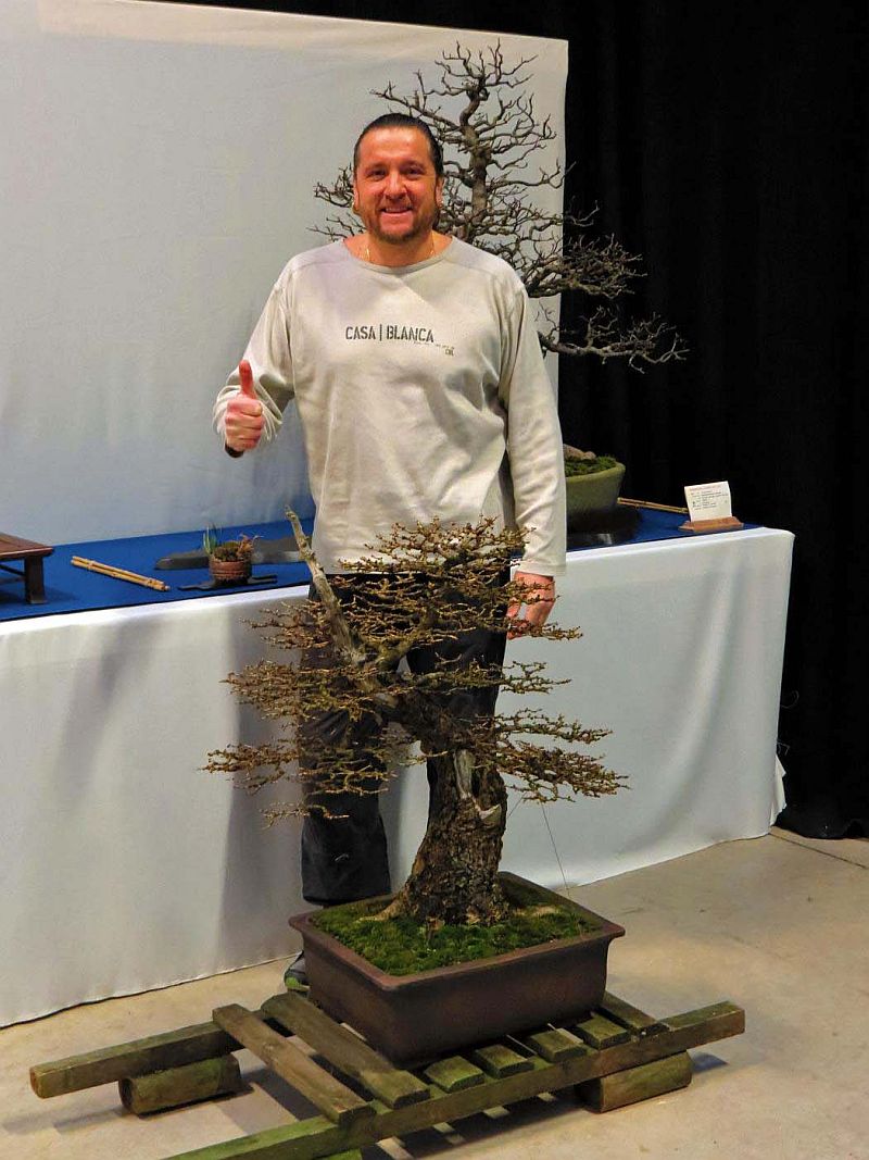 HAVING SOME WINTER FUN WHILE PREPARING MY LARCH (XL) FOR A SHOW. - Page 3 Noelan10