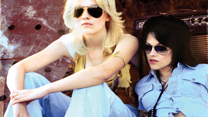 Kristen Stewart joue Joan Jett dans The Runaway - Page 3 47384410