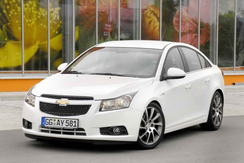 Chevrolet presents special edition upgrades for the Cruze 2904_110