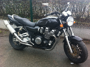 Yamaha 12/13 xjr : un must en roadster abordable... Anim_x11