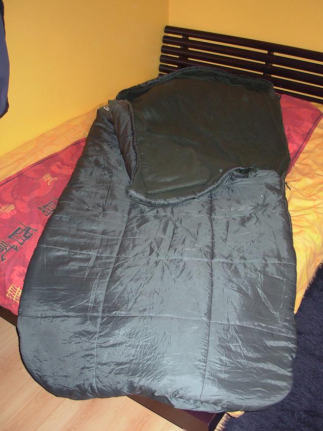 Bed chair et sac de couchage Dscn2215