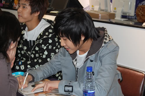 23/01/2010[Pics] Song Seung Hyun Hyun1110