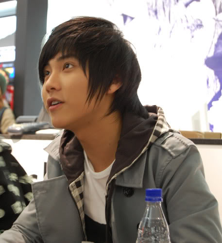 23/01/2010[Pics] Song Seung Hyun Hyun6110