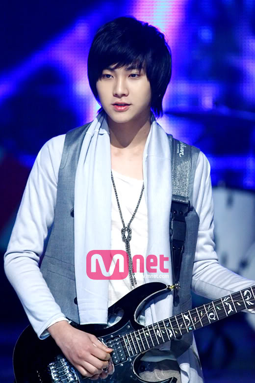 23/01/2010[Pics] Song Seung Hyun Mnet4310