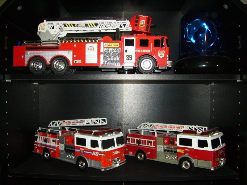 ma collections pompier usa+pompier belge+divers. Imgp0048