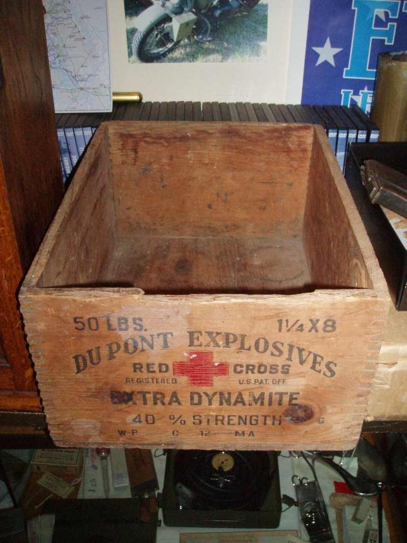 Caisse Dupont Explosives. P1011210