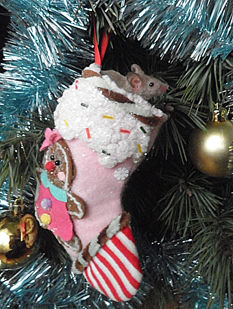 [Décembre 2012] Les souris fêtent Noël 2_epid10