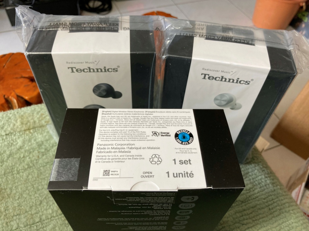 Technics AZ70 Wireless Earphone New In Box Techni14