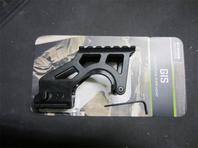 (Review) Crosse FAB DEFENSE GLR-17 pour Glock génération 3 Suppor10