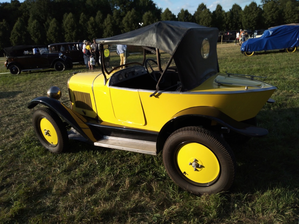 19,20 et 21 juillet Citroën à la Ferté Vidame dans le Perche Img_2190