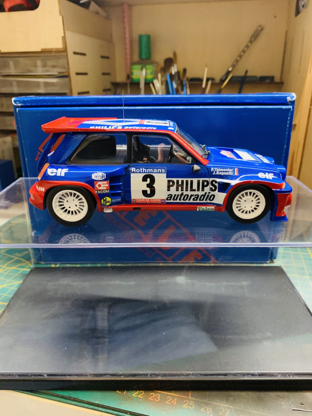 Renault 5 maxi turbo 1/24 modelers terminé  - Page 7 Ba606510