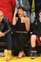 Rihanna et Chris Brown à un match de basket à Los Angeles 25/12/12 Thumb_17