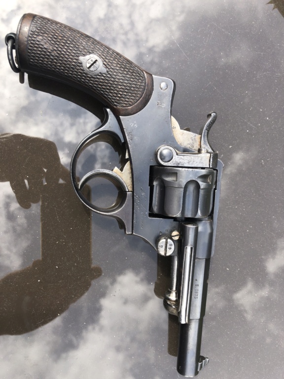 mon revolver d'officier Mle 1874 Img_1215