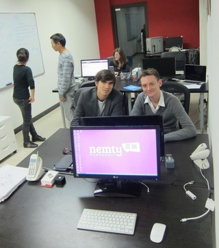 Deux webmasters français créent leur entreprise à Shenzhen Nemty110