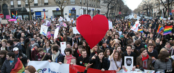 Revivez la manifestation pro-mariage gay à Paris avec le meilleur (et le pire) du Web R-mari10